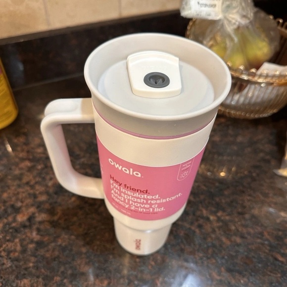 Owala White and Pink Insulated Tumbler 2 in 1 lid Travel Mug Hot and Cold Drinks - Picture 3 of 10